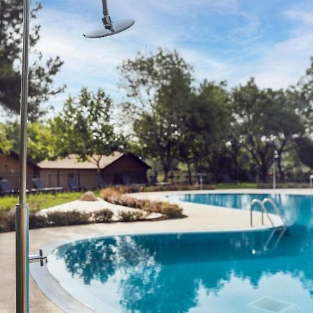 Wecamp Pirineos Hotel Boltana Exterior photo