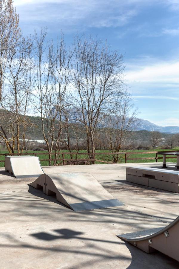 Wecamp Pirineos Hotel Boltana Exterior photo
