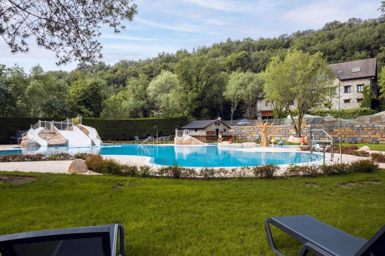 Wecamp Pirineos Hotel Boltana Exterior photo